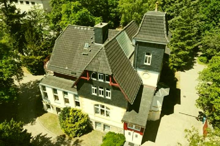 Escorts Cattenstedt, Germany — Local Companions