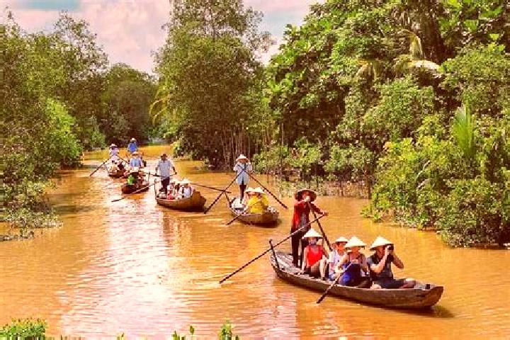 Escorts Cau Dien, Vietnam — Local Companions