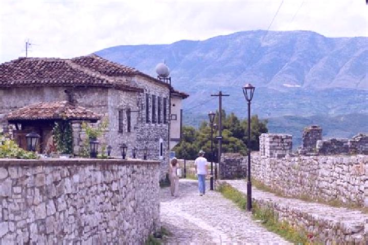 Escorts Cerava, Albania — Local Companions