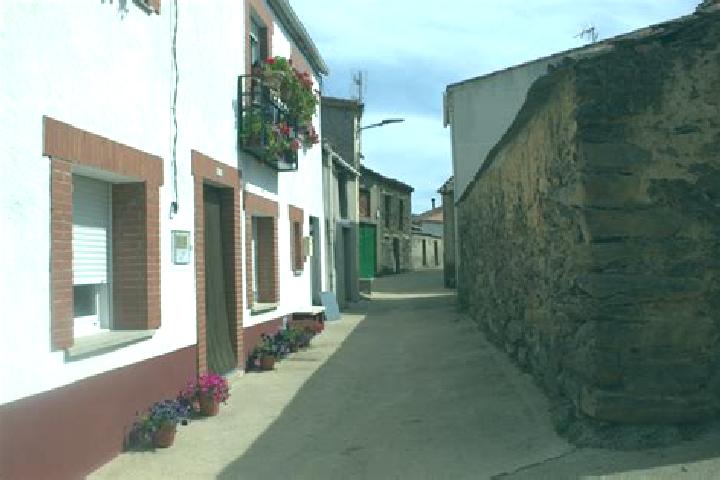 Escorts Cereceda de la Sierra, Spain — Local Companions