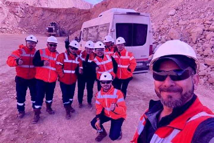 Escorts Cerro Prieto, Mexico — Local Companions