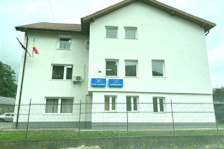 Escorts Certeju de Sus, Romania — Local Companions