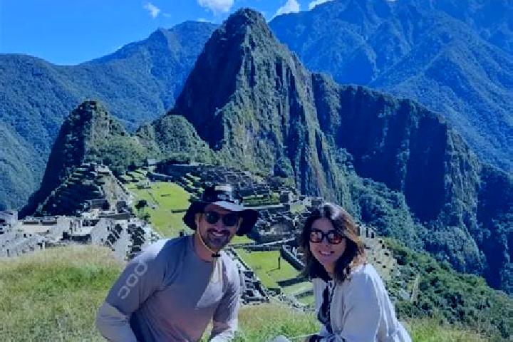Escorts Chalcos, Peru — Local Companions