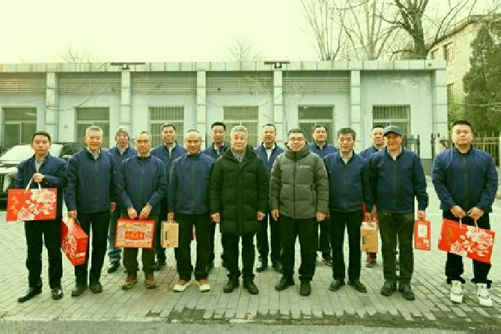 Escorts Changlu, China — Local Companions