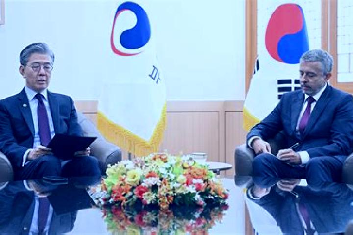 Escorts Changnyeong, South Korea — Local Companions