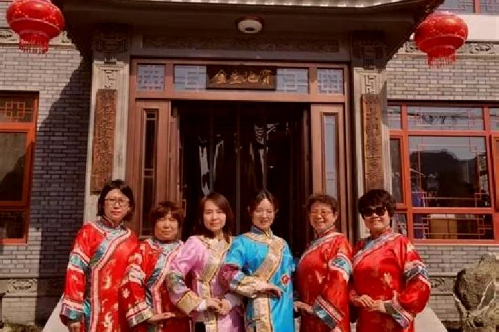 Escorts Changshaoying, China — Local Companions