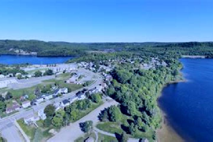 Escorts Chapleau, Canada — Local Companions