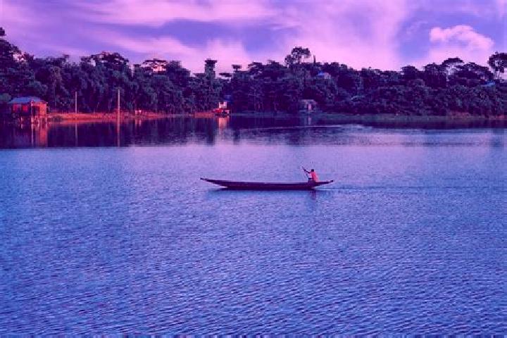 Escorts Char Bhadrasan, Bangladesh — Local Companions