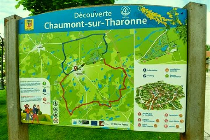 Escorts Chaumont-sur-Tharonne, France — Local Companions