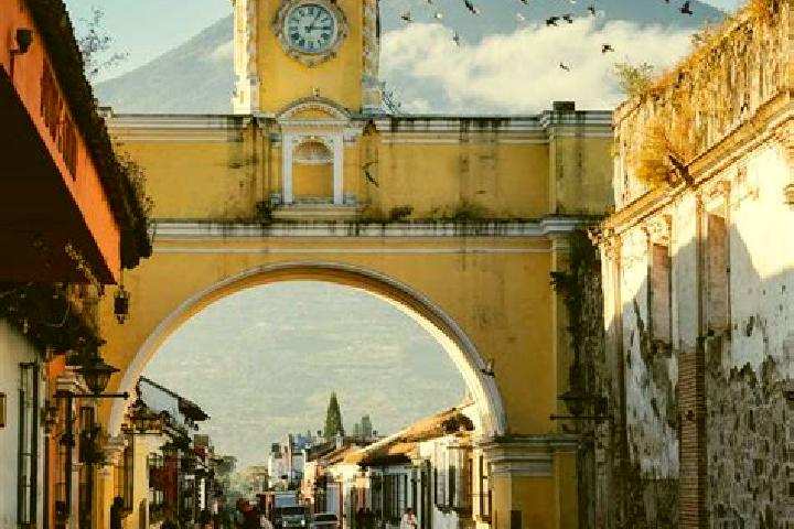 Escorts Chiche, Guatemala — Local Companions