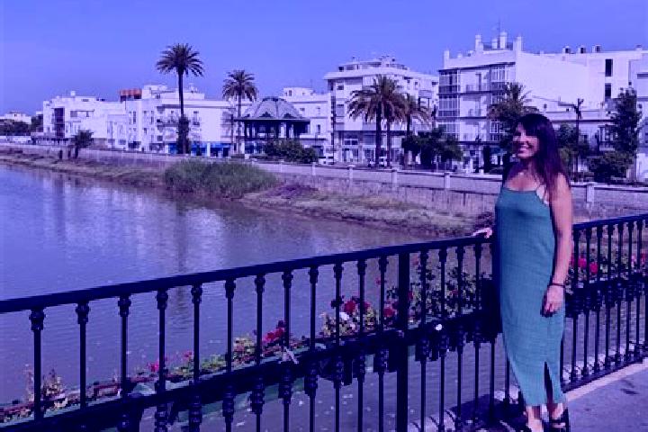 Escorts Chiclana de la Frontera, Spain — Local Companions