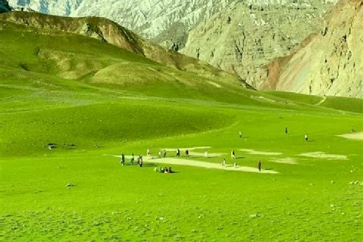 Escorts Chitral, Pakistan — Local Companions
