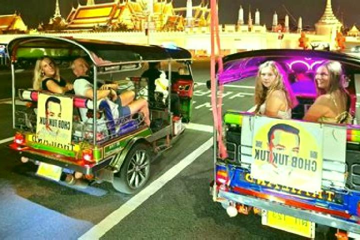 Escorts Chob Ta Trav, Cambodia — Local Companions