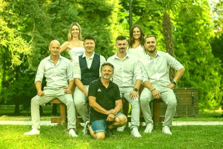 Escorts Chocholna-Velcice, Slovakia — Local Companions