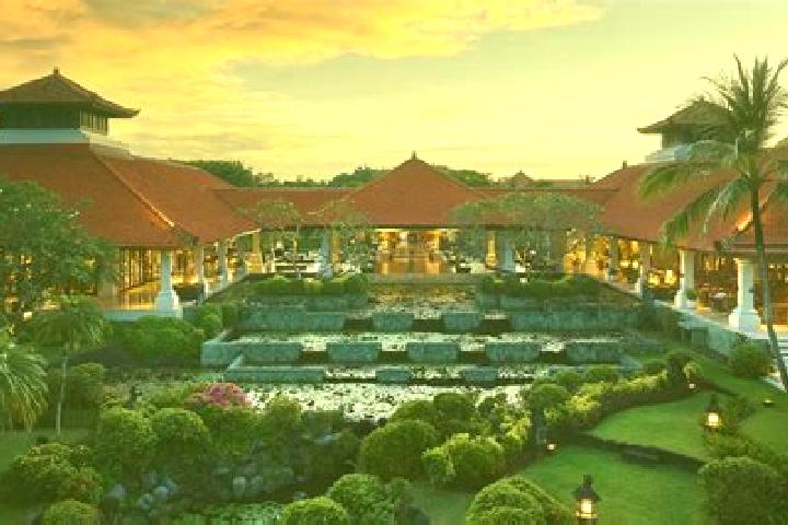 Escorts Cibaregbeg Dua, Indonesia — Local Companions