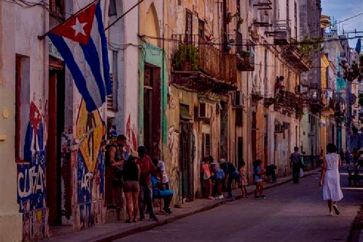 Escorts Cienfuegos, Cuba — Local Companions