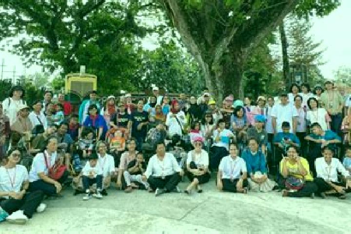 Escorts Ciinjuk, Indonesia — Local Companions