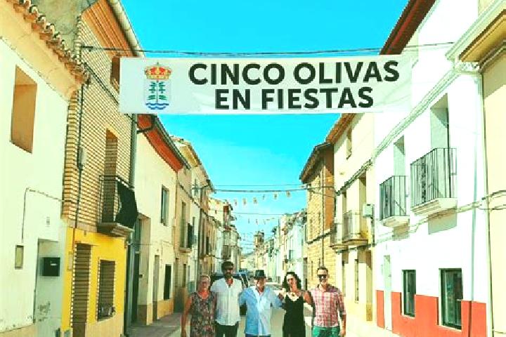 Escorts Cinco Olivas, Spain — Local Companions