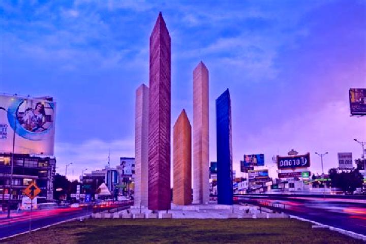 Escorts Ciudad Satelite, Mexico — Local Companions