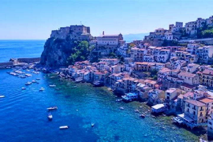 Escorts Civita, Italy — Local Companions