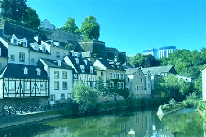 Escorts Clemency, Luxembourg — Local Companions