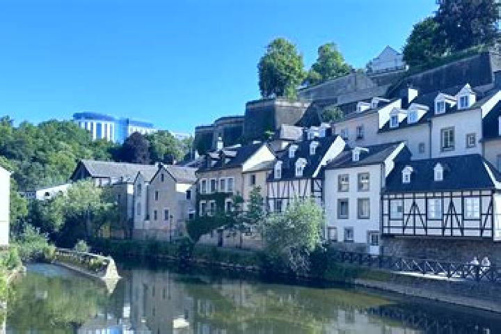 Escorts Clervaux, Luxembourg — Local Companions