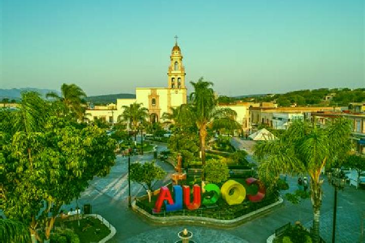 Escorts Cocula, Mexico — Local Companions