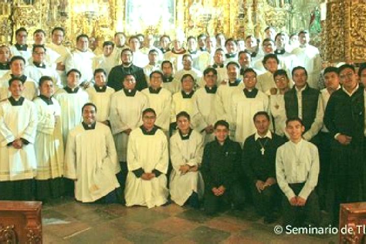 Escorts Cofradia, Mexico — Local Companions