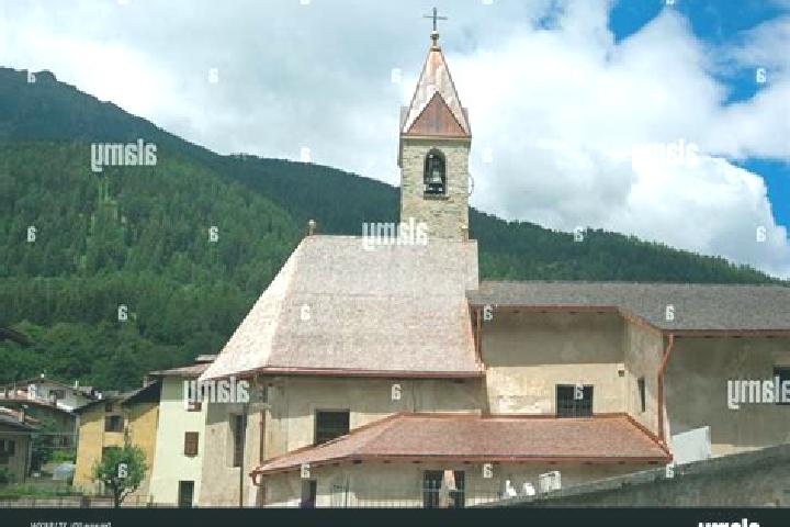 Escorts Cogolo, Italy — Local Companions