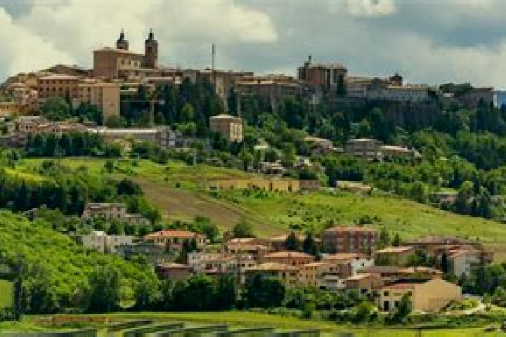Escorts Colle Santa Maria-Varano, Italy — Local Companions