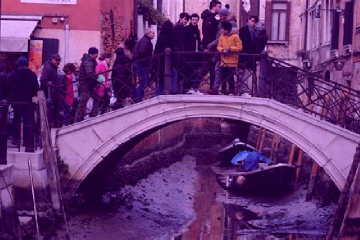Escorts Concagno, Italy — Local Companions