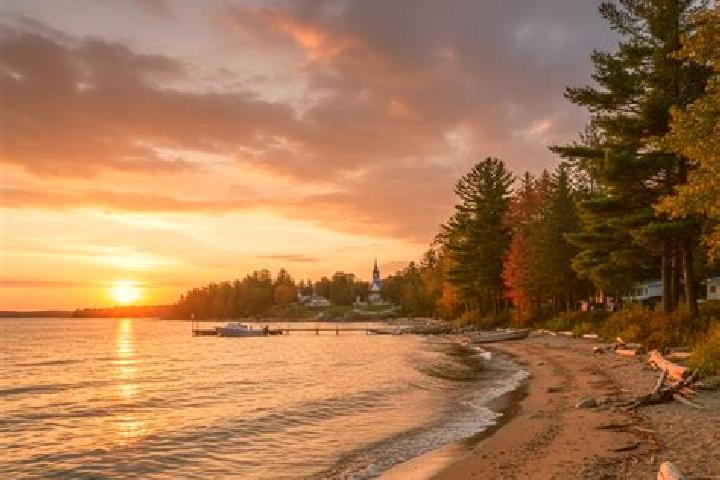 Escorts Constance Bay, Canada — Local Companions