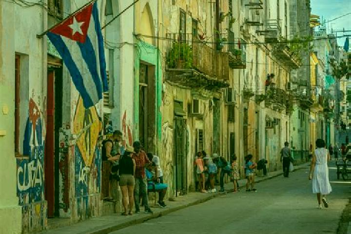 Escorts Contramaestre, Cuba — Local Companions