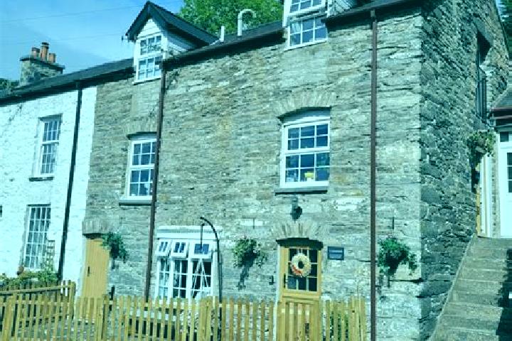 Escorts Corris, United Kingdom — Local Companions