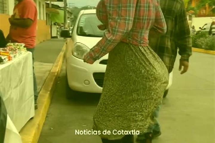 Escorts Cotaxtla, Mexico — Local Companions