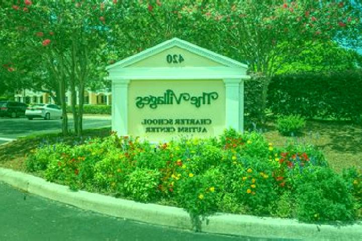 Escorts Country Club Village, United States — Local Companions