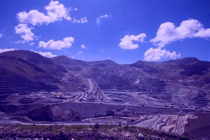 Escorts Coyllurqui, Peru — Local Companions