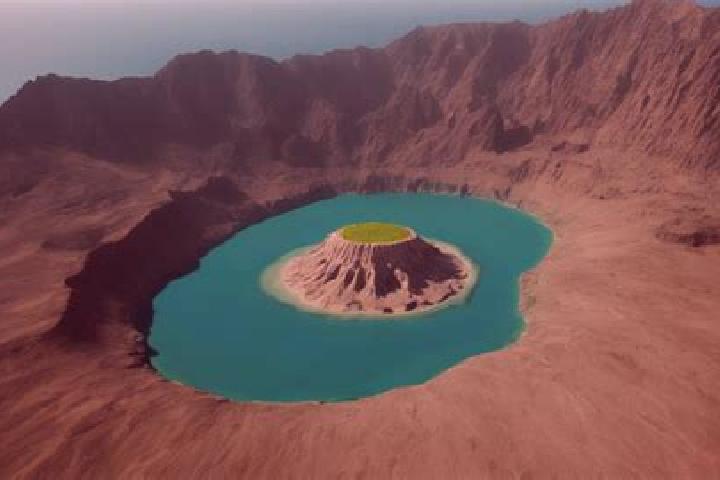 Escorts Crater, Yemen — Local Companions
