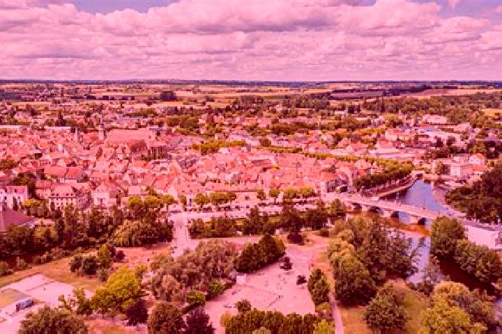 Escorts Cressanges, France — Local Companions