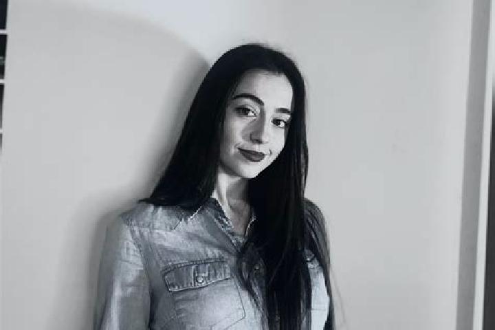 Escorts Cristina, Spain — Local Companions