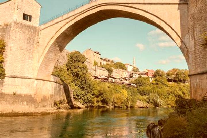 Escorts Crnici, Bosnia and Herzegovina — Local Companions