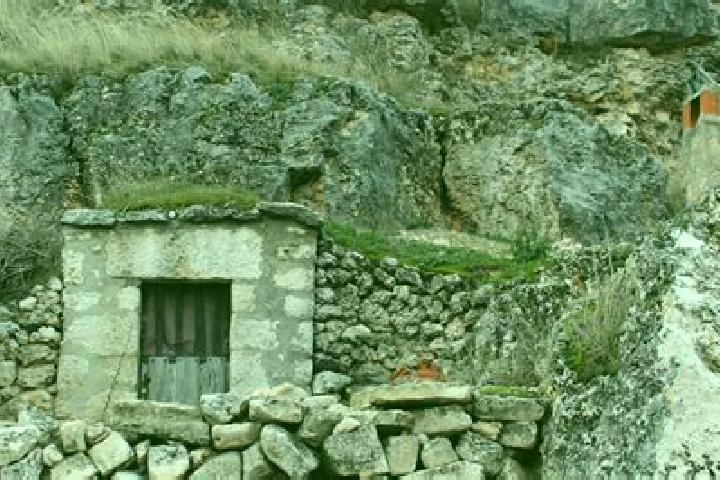 Escorts Cuevas de Provanco, Spain — Local Companions