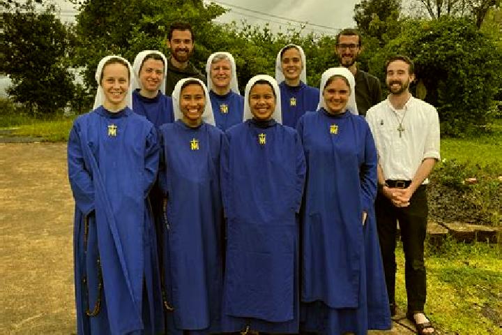 Escorts Cutry, France — Local Companions