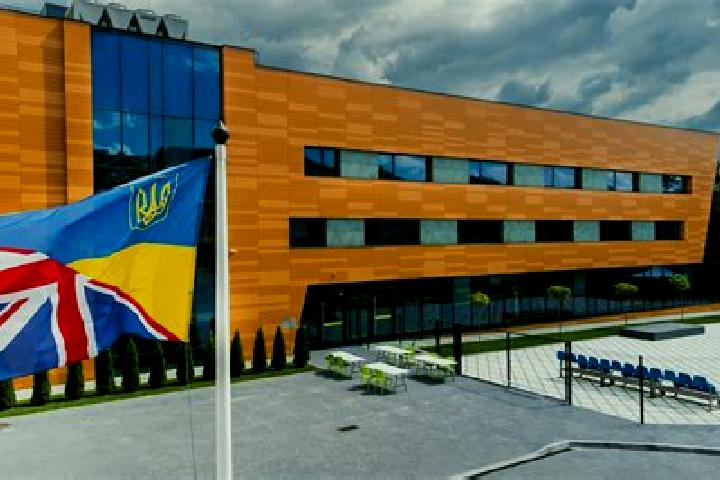 Escorts Czlopa, Poland — Local Companions