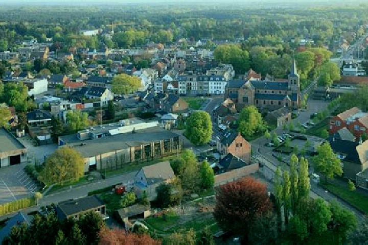 Escorts Deerlijk, Belgium — Local Companions