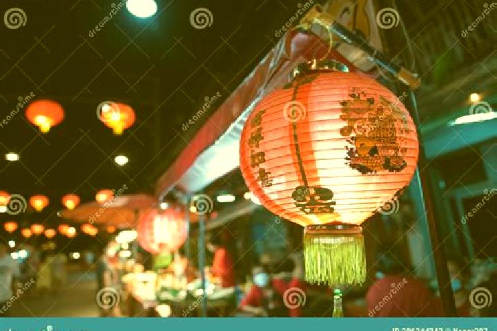 Escorts Denglong, China — Local Companions