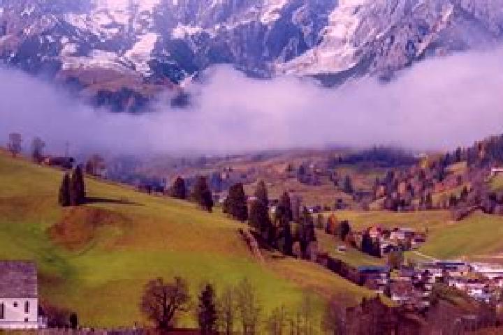 Escorts Dienten am Hochkoenig, Austria — Local Companions