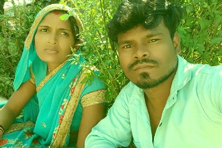 Escorts Dindori, India — Local Companions