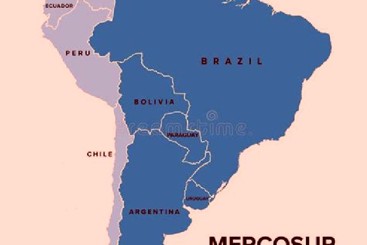 Escorts Dionisio Cerqueira, Brazil — Local Companions