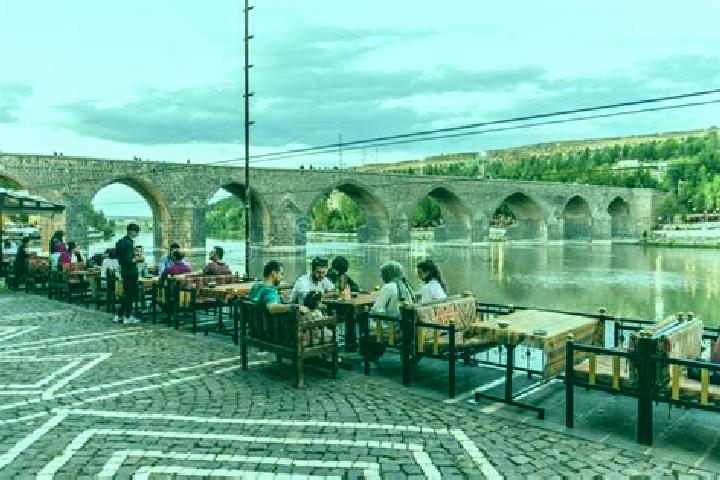 Escorts Diyarbakir, Turkey — Local Companions